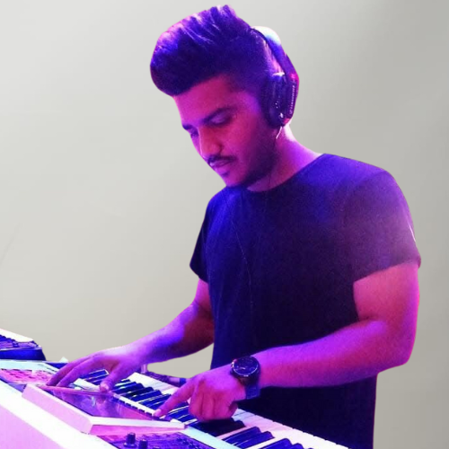 Kevin Lowrence Keyboard plauyer